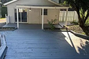 18 Peckham Rd, Poughkeepsie, NY 12603 - Photo 8