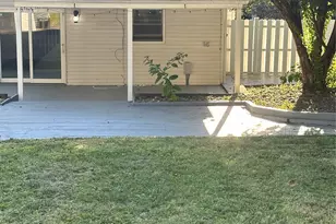 18 Peckham Rd, Poughkeepsie, NY 12603 - Photo 6