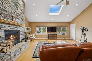 34 Morewood Dr, Smithtown, NY 11787 - Photo 22