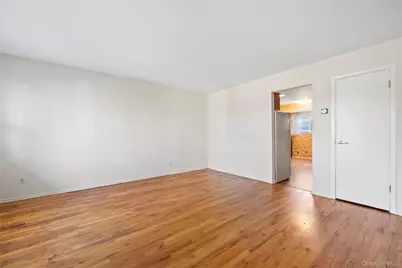 696 Bohemia Parkway, Sayville, NY 11782 - Photo 12