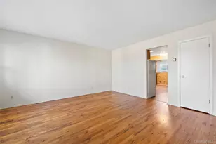 696 Bohemia Pkwy, Sayville, NY 11782 - Photo 12