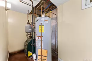 [Address not provided], Fresh Meadows, NY 11366 - Photo 20