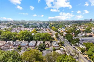 [Address not provided], Fresh Meadows, NY 11366 - Photo 32