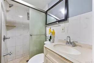 [Address not provided], Fresh Meadows, NY 11366 - Photo 24