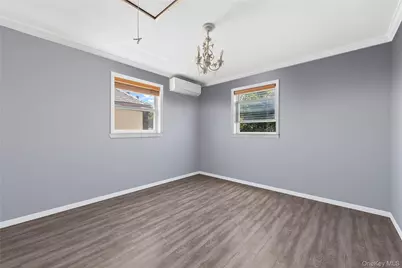 [Address not provided], Fresh Meadows, NY 11366 - Photo 14