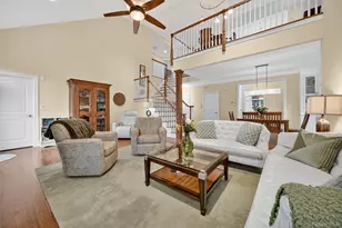 29 Michael Roberts Ct, Pearl River, NY 10965 - Photo 12