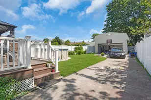 153 Westend, Freeport, NY 11520 - Photo 28