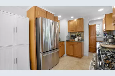 153 Westend, Freeport, NY 11520 - Photo 12