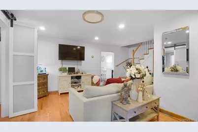 153 Westend, Freeport, NY 11520 - Photo 6