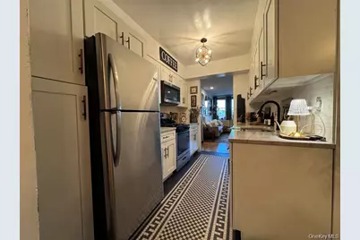 25 W Broadway #207, Long Beach, NY 11561 - Photo 4