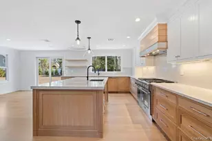 320 Circle Rd, Muttontown, NY 11791 - Photo 8