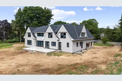 320 Circle Road, Muttontown, NY 11791 - Photo 4