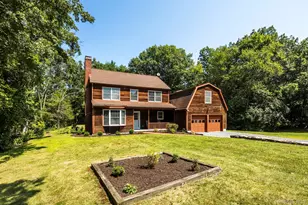 69 Brown Rd, Pleasant Valley, NY 12569 - Photo 2