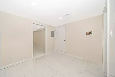 880 Washington Street, Baldwin, NY 11510 - Photo 20