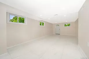 880 Washington St, Baldwin, NY 11510 - Photo 22