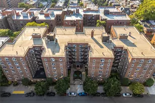 9945 67th Rd, Forest Hills, NY 11375 - Photo 18