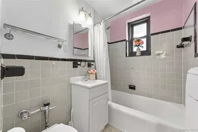 73-23 210th Street #2G, Bayside, NY 11364 - Photo 10