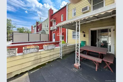 6073 71 Street, Maspeth, NY 11378 - Photo 28