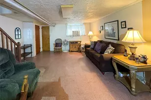 60-73 71st St, Maspeth, NY 11378 - Photo 22