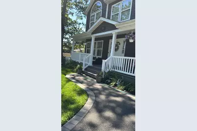 70 W 8th Street, Ronkonkoma, NY 11779 - Photo 4
