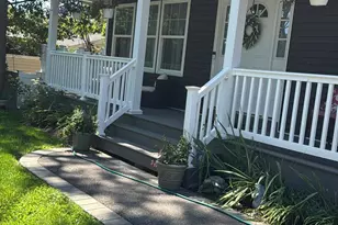 70 W 8th St, Ronkonkoma, NY 11779 - Photo 4