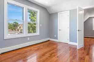 176-27 NW Sunbury Rd, Jamaica, NY 11434 - Photo 30