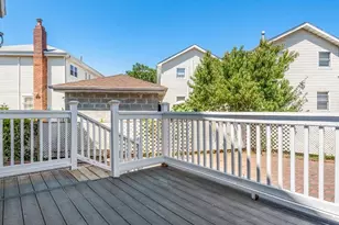 176-27 NW Sunbury Rd, Jamaica, NY 11434 - Photo 20