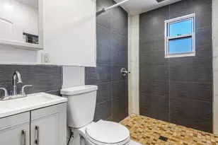 176-27 NW Sunbury Rd, Jamaica, NY 11434 - Photo 26