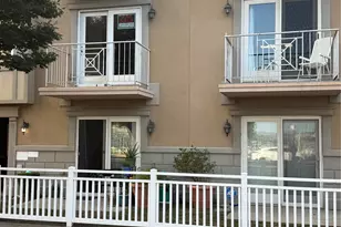 102-20 Rockaway Beach Blvd, Far Rockaway, NY 11694 - Photo 12