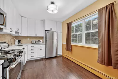 1840 Crompond Road #5C4, Peekskill, NY 10566 - Photo 6