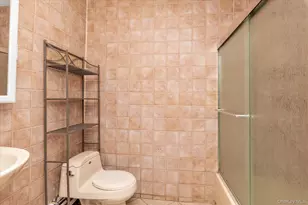 41 Newport Rd, Island Park, NY 11558 - Photo 12