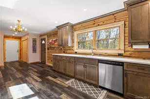 76 Woodlands Trl, Clinton Corners, NY 12514 - Photo 6