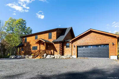 76 Woodlands Trail, Clinton Corners, NY 12514 - Photo 2