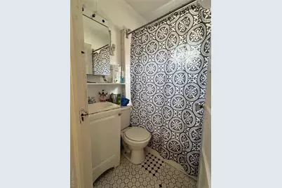 82 Burhans Avenue, Yonkers, NY 10701 - Photo 14