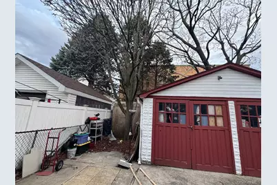 10155 116th Street, Richmond Hill, NY 11419 - Photo 12