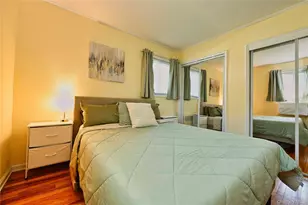 192 Edmunton Dr, North Babylon, NY 11703 - Photo 16