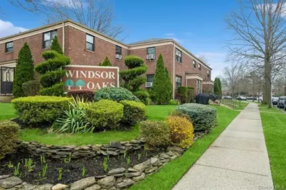 73-21 220th Street #139B2, Oakland Gardens, NY 11364 - Photo 28