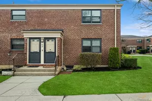 73-21 220th St, Oakland Gardens, NY 11364 - Photo 2