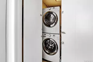 1680 N Sea Rd, Southampton, NY 11968 - Photo 12