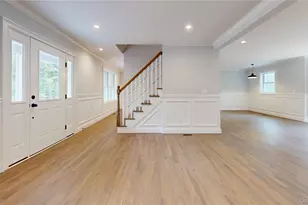 89 B Mount Sinai-Coram Rd, Coram, NY 11727 - Photo 4