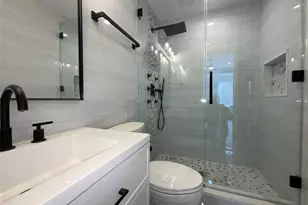 89 B Mount Sinai-Coram Rd, Coram, NY 11727 - Photo 18