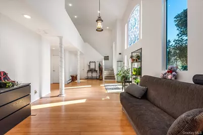 177 Sportsmans Avenue, Freeport, NY 11520 - Photo 6