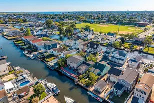 177 Sportsmans Ave, Freeport, NY 11520 - Photo 36