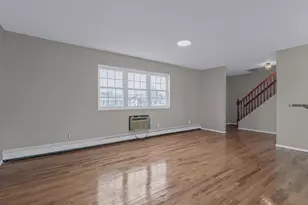 145-57 229th St, Springfield Gardens, NY 11413 - Photo 6