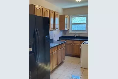 23913 86th Avenue, Bellerose, NY 11426 - Photo 4