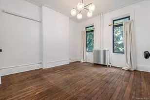 59-32 Grove St, Ridgewood, NY 11385 - Photo 8