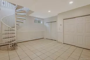 225 Rushmore Ave, Carle Place, NY 11514 - Photo 20