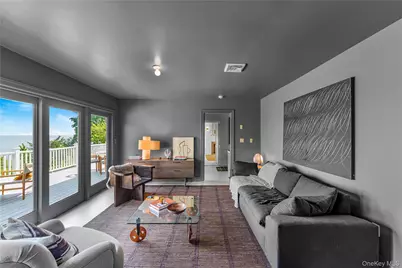 5 Thorn Hedge Road, Bellport, NY 11713 - Photo 24