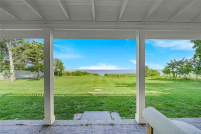 5 Thorn Hedge Road, Bellport, NY 11713 - Photo 32