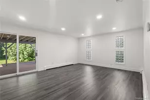 8 Gale Dr, Woodmere, NY 11581 - Photo 10